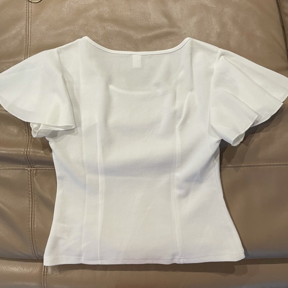 WHITE TOP - Picture 2 of 3